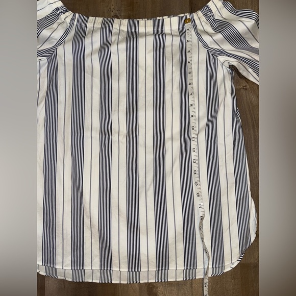 Lafayette 148 New York Women’s Stripped Blouse Size Medium - Picture 4 of 7